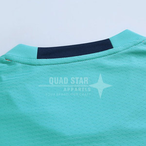 ชุดฟุตบอลทรงโอเวอร์ไซส์วัสดุทนทานดีไซน์ใหม่ล่าสุด - Product Image 3