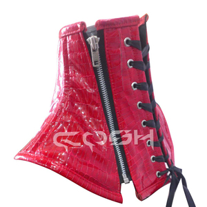 Corset de cou en cuir rouge effet crocodile avec armatures en acier - Product Image 6