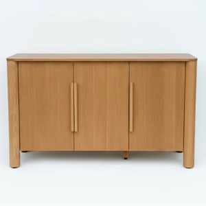 Buffet moderne en chêne massif avec pieds en colonne et 3 portes, résistant à l'eau, couleur naturelle - Product Image 1