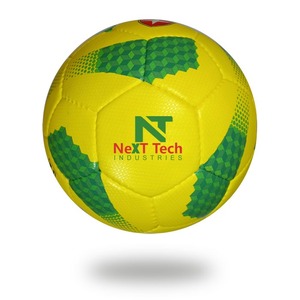 Balón de entrenamiento de fútbol de Next Tech Industries, material de PU para fines de entrenamiento con diseño personalizado y logotipo personalizado - Product Image 1