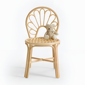 Vente en gros de chaises Tiffany pour enfants, décoration moderne, salle de jeux intérieure, chaise en rotin pour enfants - Product Image 2