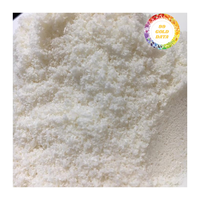 Kelapa parut putih murni yang telah dikeringkan, dicincang halus untuk digunakan dalam kue, kue kering, isian, saus, dan resep makanan instan.