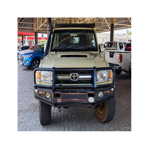 Toyotai FJ Cruiser a la venta con subwoofer instalado de fábrica, sistema de audio premium JBL y Bluetooth - Product Image 6