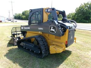 Chargeuse compacte John Dear 325G d'occasion avec accessoires Mini chargeuse frontale à chenilles et chargeuse-pelleteuse Composant de base du moteur à vendre - Product Image 3