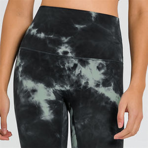 Nueva llegada Conjunto de yoga para mujer 2025 Moda Transpirable Tasa ajustable Cintura alta Pantalones cortos de secado rápido Conjunto de 2 piezas - Product Image 6