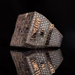 VVS Moissanite 925แหวนเงินสเตอร์ลิงเครื่องประดับชุบทองแหวนหมั้นสไตล์ฮิปฮอปสำหรับผู้ชายและผู้หญิง - Product Image 5