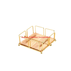 Porte-serviettes en métal doré avec base en bois et élégant distributeur de mouchoirs en forme de carré pour table à manger et cuisine - Product Image 1