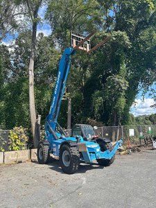 2017 GTH-1056 Used Telehandler Heavy Lifting Equipment Wholesale for Sale - Product Image 3