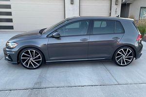 UTILISÉ LHD/RHD 2019 V0LKSWAGEN GOLF R - Product Image 3