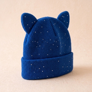 Bonnets tricotés personnalisés, design tendance et élégant, bonnet de qualité supérieure unisexe, chaud et respirant - Product Image 1
