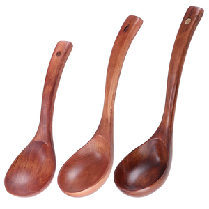 Cuillère à soupe en bois de Style tendance Accessoires de cuisine Logo personnalisé Long manche Grande cuillère à soupe Louche bonne qualité - Product Image 2