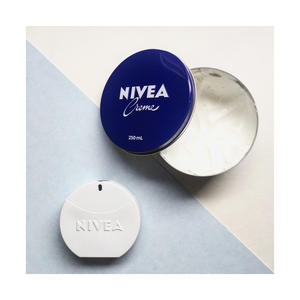 Nivea Creme, Crema Hidratante Universal Multiusos, Lata 250Ml - Product Image 4