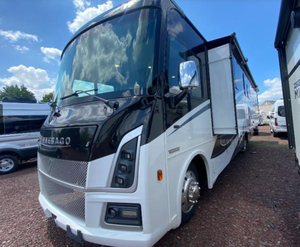 Super 2020 2021 2022 2023 2024 USED 2024 Winnebago Class a RV Sunstar 33K RV Camping Motorhome - Product Image 6