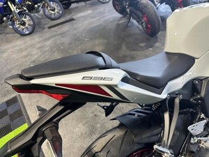 Ninjas ZX6R KRTs Editions 2025 de haute qualité disponibles pour l'expédition mondiale - Product Image 2