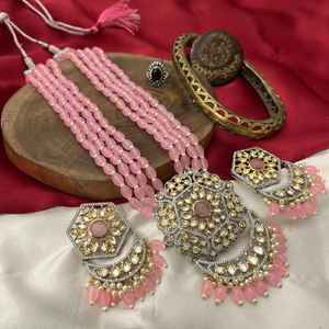 Ensemble de bijoux en laiton oxydé de qualité supérieure à finition argent antique pour les événements festifs pour femmes et l'usure quotidienne pour les fêtes - Product Image 3