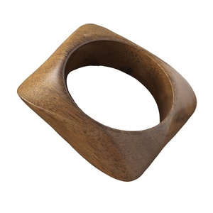 Conjunto de brazaletes de madera natural con estilo, joyería para mujer hecha a mano, accesorio de regalo de moda clásico, INDIA ART PLACE, forma redonda a la moda - Product Image 4