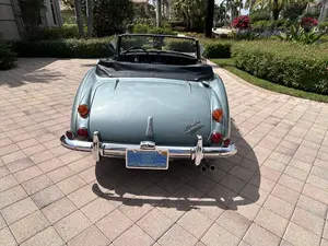 Clásico Vintage para 1966 Aus tinHe aleys 3000 MK III Convertible - Product Image 4