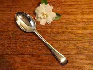 Elegante juego de cucharas de acero inoxidable con acabado pulido, perfecto para vajilla de boda, postre de comedor fino, elementos esenciales para servir - Product Image 3