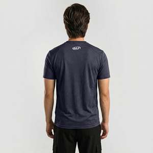 Camiseta GAI Pro en azul marino, transpirable y de corte regular - Product Image 2