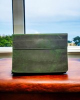 Housse d'ordinateur portable moderne en cuir véritable, légère, durable, portable, fine, imperméable, 16 pouces, couleur et logo personnalisables
