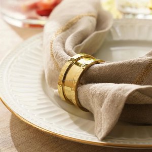 Rond de serviette en métal au design martelé plaqué or pour la décoration de table de mariage à la maison porte-serviettes de forme ronde - Product Image 6