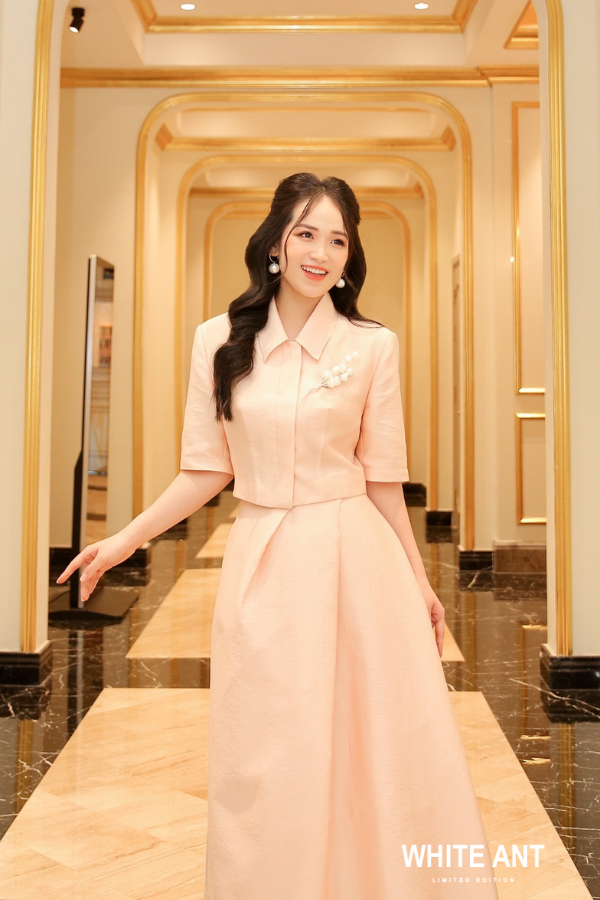 ด๊อกวู้ดซีด