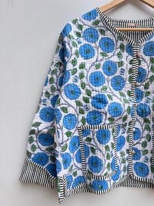 แจ็คเก็ตผ้าฝ้ายบุนวมแบบกลับด้านได้สำหรับผู้หญิงชาวอินเดียใหม่ใส่ได้ทุกฤดูเสื้อแจ็คเก็ตพิมพ์ลายดอกไม้แบบลำลองระบายอากาศได้ดีเยี่ยม - Product Image 2