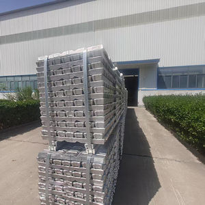 Lingote de aluminio A7 Pedidos a granel a la venta Ideal para fabricación industrial Reciclaje de metales y procesamiento a gran escala - Product Image 6