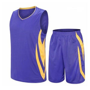 ชุดยูนิฟอร์มบาสเก็ตบอลแบบแห้งเร็ว ระบายอากาศ ป้องกันแบคทีเรีย พร้อมโลโก้สั่งทำขายส่ง ออกแบบชุดยูนิฟอร์มบาสเก็ตบอลทีมของคุณเอง - Product Image 4