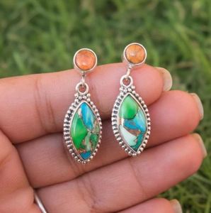 Pendientes de Botón de Turquesa Cobre Naranja Ostra y Turquesa Cobre Azul Verde, Plata de Ley 925, Hechos a Mano por Exportador - Product Image 1
