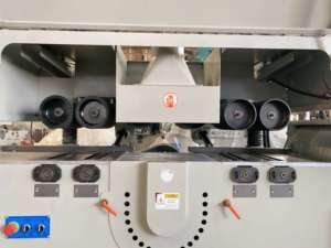 ZICAR Multi hoja Rip Saw Tablero automático de tablones de madera para madera Carpintería línea recta Máquina de sierra RIP múltiple - Product Image 5