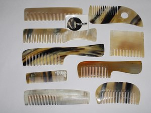 Peine para barba y bigote, cuerno de buey, cuerno de vaca, con dientes finos y anchos, productos de cuidado Personal de Tradnary - Product Image 4