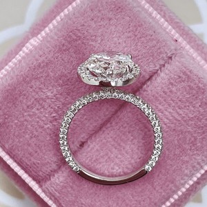 14k <b>Solid</b> Gold VVS Moissanite Engagement Ring Customizable Oval Cut Diamond for Women IGI Certified Fine Rings for Weddings - Product Image 2