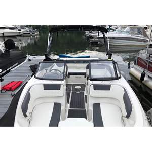 Bayliner VR5 2021, Lancha de Lujo con Proa Abierta, de Fibra de Vidrio y Acero, para Transporte, Pesca, Patrullaje, Entretenimiento y Velocidad - Product Image 2