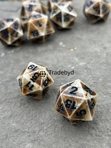 Dados Poliédricos de Hueso Moldeado, Juego de 7 Piezas, Duraderos y Ecológicos para Juegos de Rol y de Mesa, Tradebyd - Product Image 3