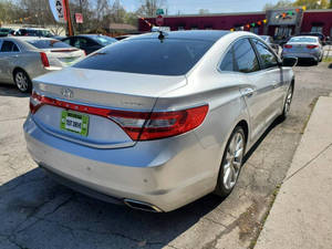 Auto Usado de Calidad a Precio Accesible, Hyundai Azera Limited 2016, Volante a la Izquierda - Product Image 5