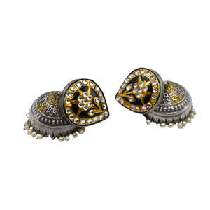 Boucles d'oreilles tendance pour femmes, design tendance, aspect argenté, pierre bicolore, boucles d'oreilles jhumka à clous, au meilleur prix - Product Image 1