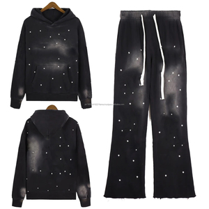 Pantalones Deportivos de Felpa 100% Algodón con Bordado Desgastado, Estilo Urbano, Lavado Ácido, Acampanados, para Invierno, con Pedrería para Hombre - Product Image 1