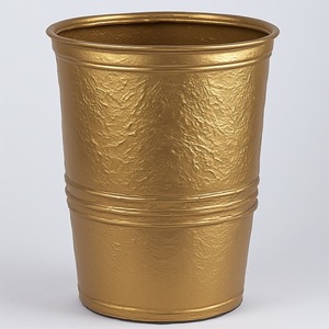 Pot d'arrosage en laiton doré antique avec finition martelée de luxe parfaitement conçu pour les coins intérieurs élégants et une utilisation extérieure élégante - Product Image 1