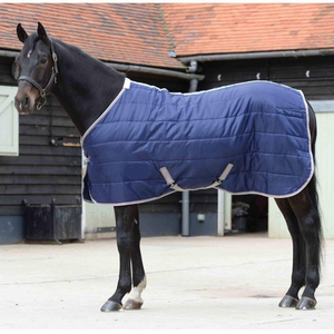Des tapis stables faciles à nettoyer pour les chevaux conçus pour une utilisation en intérieur offrent confort et protection contre le froid tous les jours - Product Image 4