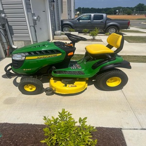 John deeree S240 Heavy Duty Lawn Tractor 2-stroke <b>125cc</b> <b>Engine</b> 24V Voltage Available In Stock Powerful and Reliable - Product Image 3