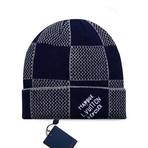 Chapeau en laine tricotée de luxe, réversible, multifonctionnel, chaud, à motif jacquard pour l'automne et l'hiver. - Product Image 1