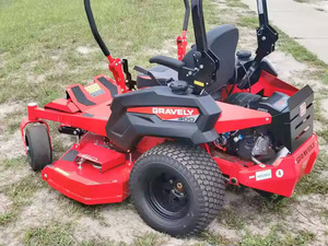 Tondeuse autoportée Gravely à moteur essence 190 cm³, propulsion arrière, bac de ramassage, lame rotative de qualité professionnelle - Product Image 2
