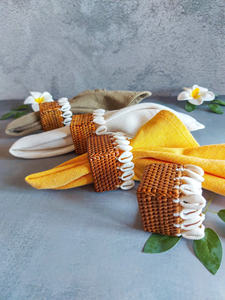 Servilleteros cuadrados de ratán Natural de estilo rústico con concha para la decoración de su Mesa hecha en Vietnam - Product Image 4