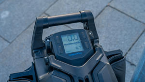 Monociclo Eléctrico Leaperkim Veteran Sherman L con Bluetooth, Batería de 4,000 Wh, 3,200 W de Alto Torque, Monociclo Eléctrico, Scooter - Product Image 6