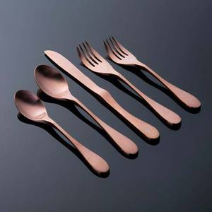 Juego de cuchara y tenedor y cuchillo de lujo moderno, éxito de ventas, diseño de lujo de nueva apariencia, acabado dorado mate, mango largo en forma de U - Product Image 4