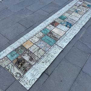 Alfombra Turca de 2.4x9.1 pies, Alfombra Vintage, Alfombra de Lana Sólida Azul y Blanca - Product Image 2