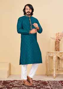 Colección de diseños de PAJAMA KURTA para hombre Shalwar Kameez con escote bordado - Product Image 3