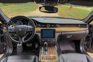 Q -uattroporte S Q4 GranLusso Usado, Motor V6 Biturbo de 3.0 Litros - Product Image 2