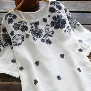 Top de algodón con estampado Floral de alta calidad para mujer, camisa informal de cuello redondo de Color sólido con logotipo frontal, diseño a cuadros transpirable - Product Image 3